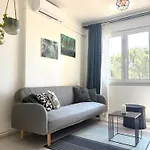 Apartment Green